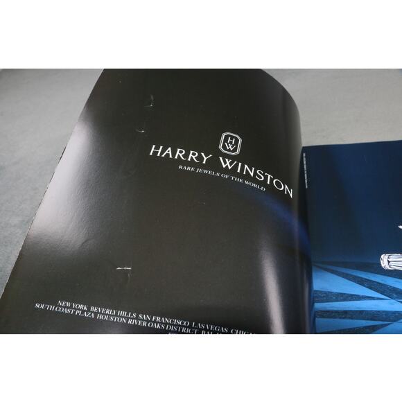 Veranda Magazine September/October 2022 “Living with Art” Bold Collecting - Picture 4 of 10